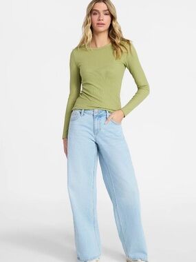 Green Ribbed Crewneck Tee with Long Sleeves for Women-No Boundaries Size Large